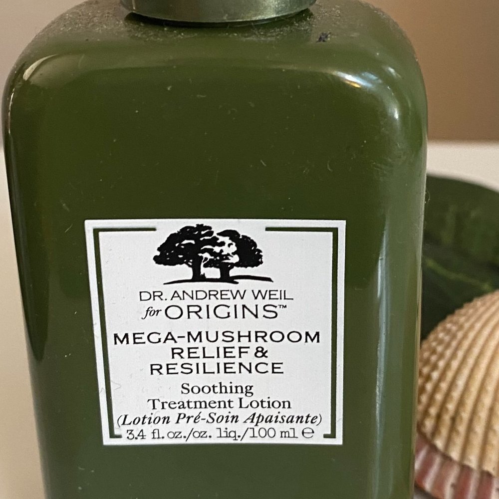 ORIGINS  Mega-Mushroom Relief & Resilience Soothing Treatment
